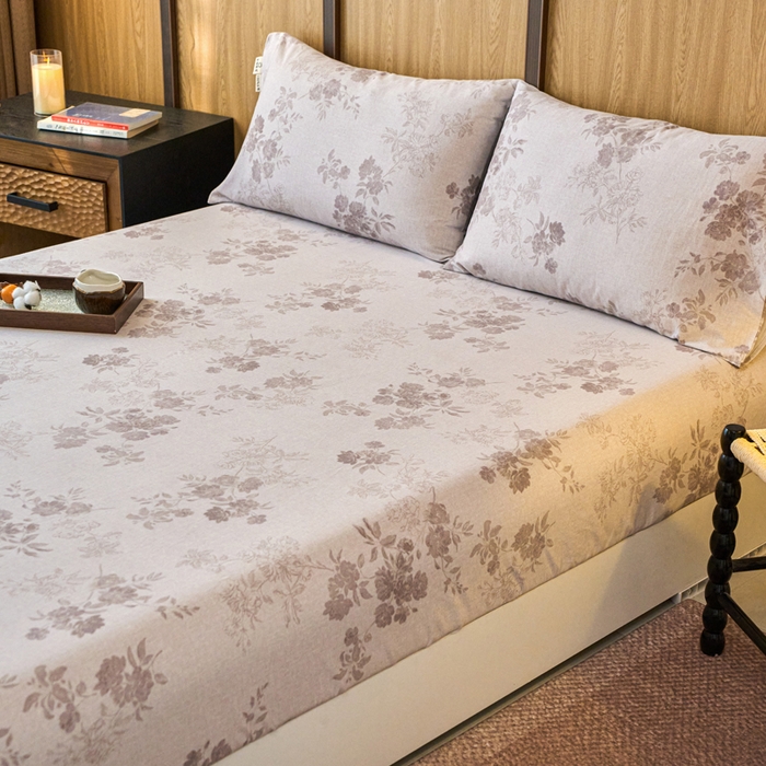 91家纺网 家纺一手货源 找家纺 春皖家纺 2025新款全棉原棉磨毛色织水洗单床笠回暖系列-风格二 花庭悦舞