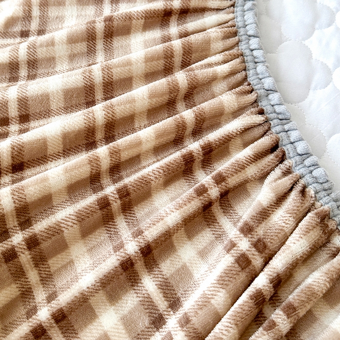 91家纺网 家纺一手货源 找家纺 铭成家纺 2025新款牛奶绒夹棉保暖床笠 贵宾格-咖