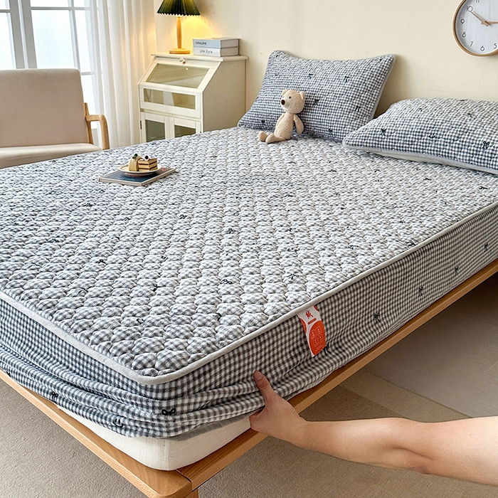 91家纺网 家纺一手货源 找家纺 铭成家纺 2025新款牛奶绒夹棉保暖床笠 蝴蝶结-灰