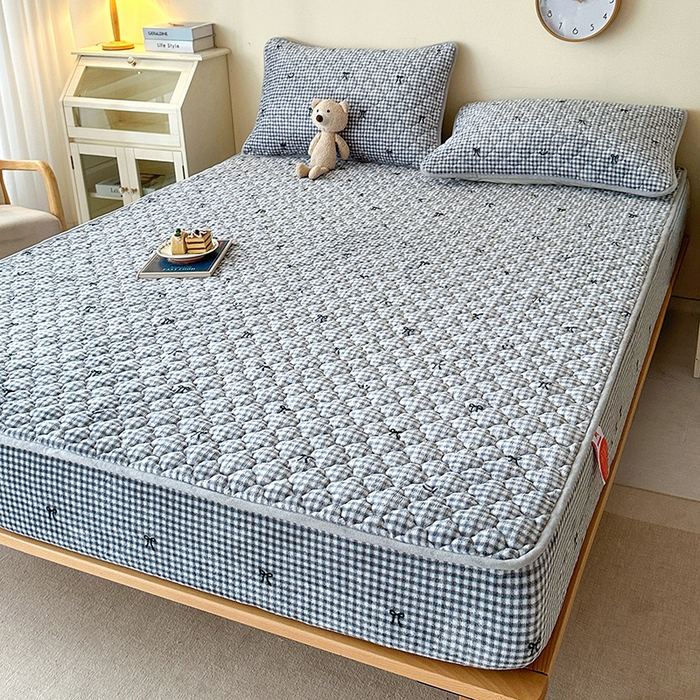 91家纺网 家纺一手货源 找家纺 铭成家纺 2025新款牛奶绒夹棉保暖床笠 蝴蝶结-灰