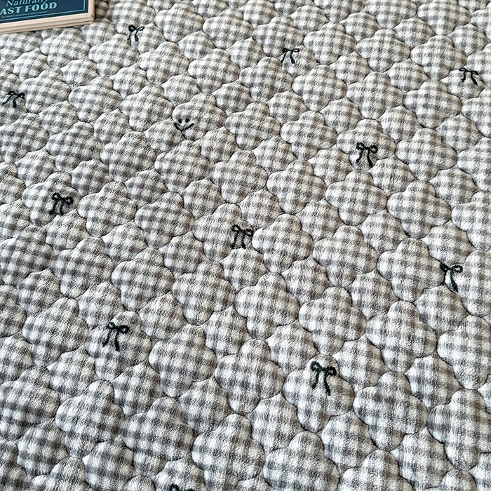 91家纺网 家纺一手货源 找家纺 铭成家纺 2025新款牛奶绒夹棉保暖床笠 蝴蝶结-灰