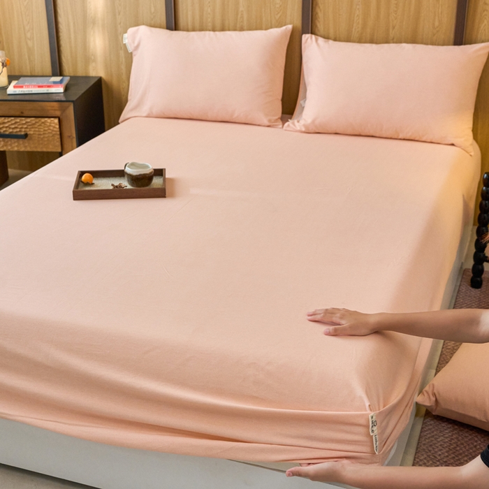 91家纺网 家纺一手货源 找家纺 春皖家纺 2025新款全棉原棉磨毛色织水洗单床笠回暖系列-风格二 丽人粉