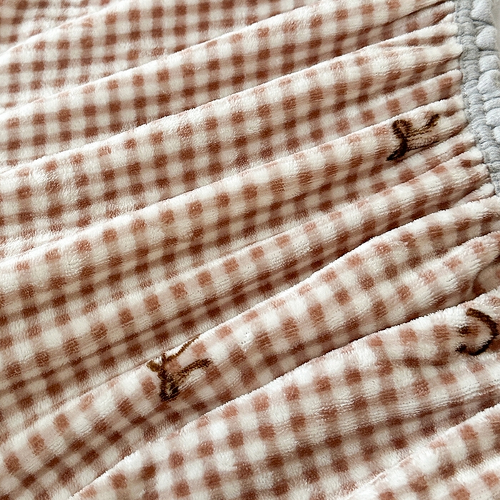 91家纺网 家纺一手货源 找家纺 铭成家纺 2025新款牛奶绒夹棉保暖床笠 蝴蝶结-咖