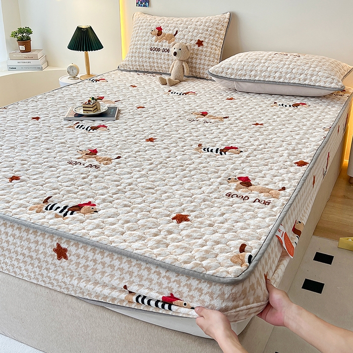 铭成家纺 2025新款牛奶绒夹棉保暖床笠 腊肠犬