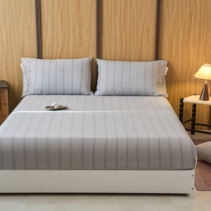 91家纺网 家纺一手货源 找家纺 春皖家纺 2025新款全棉原棉磨毛色织水洗单床笠回暖系列-风格二 暮山灰