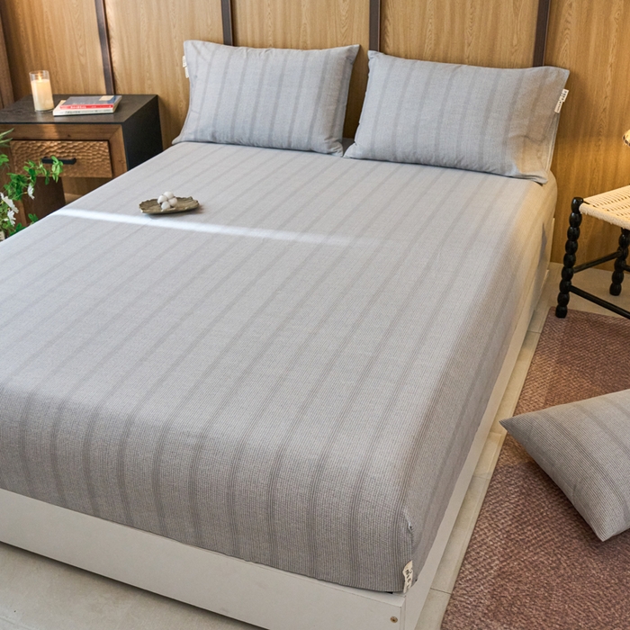 91家纺网 家纺一手货源 找家纺 春皖家纺 2025新款全棉原棉磨毛色织水洗单床笠回暖系列-风格二 暮山灰