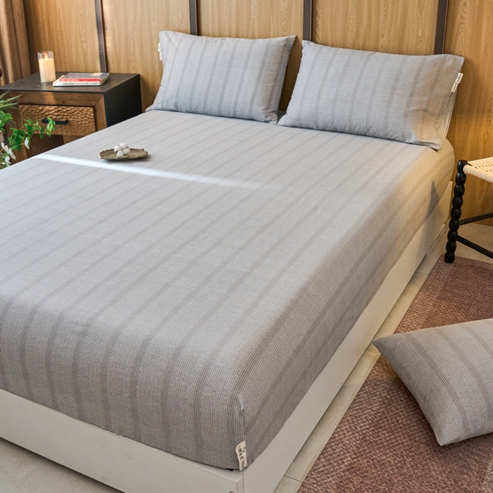 91家纺网 家纺一手货源 找家纺 春皖家纺 2025新款全棉原棉磨毛色织水洗单床笠回暖系列-风格二 暮山灰