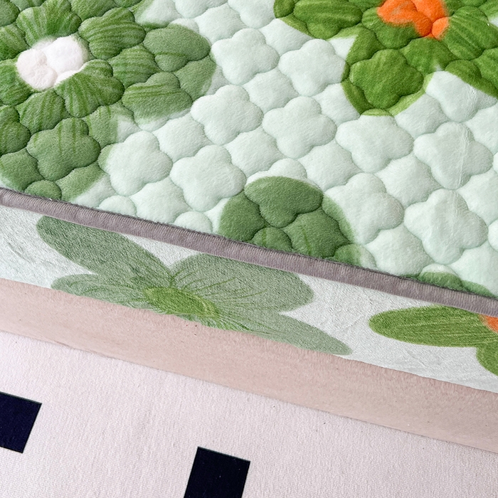 91家纺网 家纺一手货源 找家纺 铭成家纺 2025新款牛奶绒夹棉保暖床笠 浅香花紫