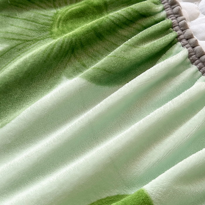 91家纺网 家纺一手货源 找家纺 铭成家纺 2025新款牛奶绒夹棉保暖床笠 浅香花紫