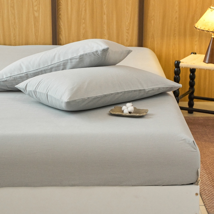 91家纺网 家纺一手货源 找家纺 春皖家纺 2025新款全棉原棉磨毛色织水洗单床笠回暖系列-风格二 雾灰细语