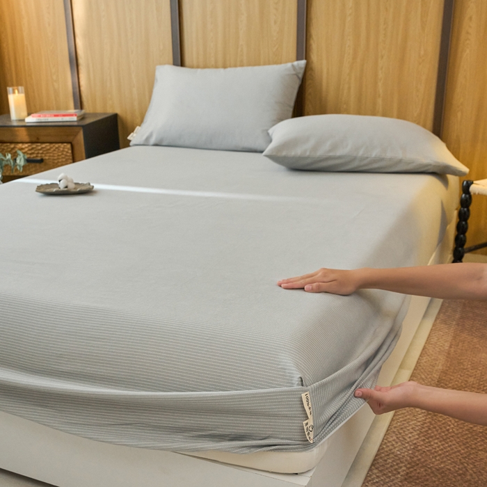 91家纺网 家纺一手货源 找家纺 春皖家纺 2025新款全棉原棉磨毛色织水洗单床笠回暖系列-风格二 雾灰细语