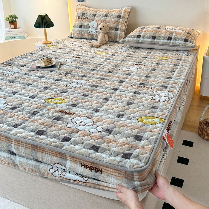 铭成家纺 2025新款牛奶绒夹棉保暖床笠 顽皮狗