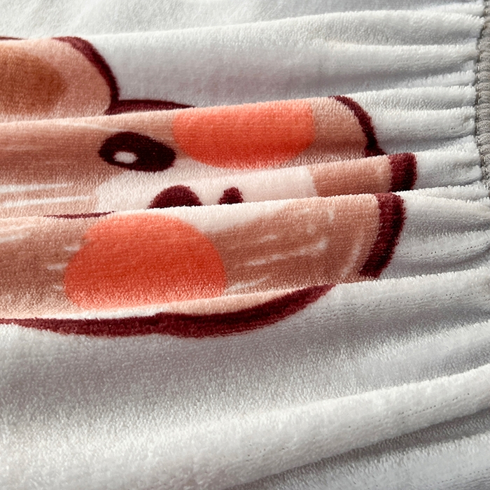 91家纺网 家纺一手货源 找家纺 铭成家纺 2025新款牛奶绒夹棉保暖床笠 小灰熊