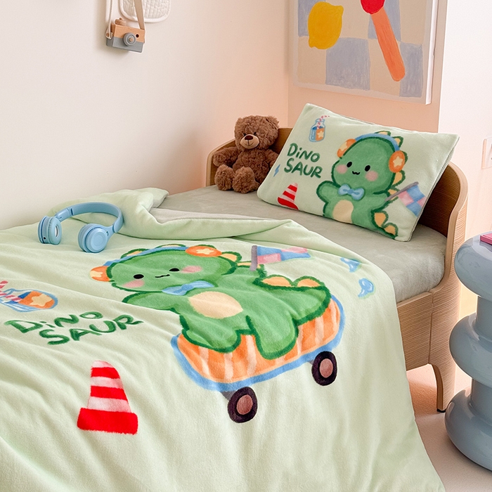 91家纺网 家纺一手货源 找家纺 （总）嗨生活 2025水彩系列新款大版牛奶绒三件套 幼儿园三件套 儿童三件套