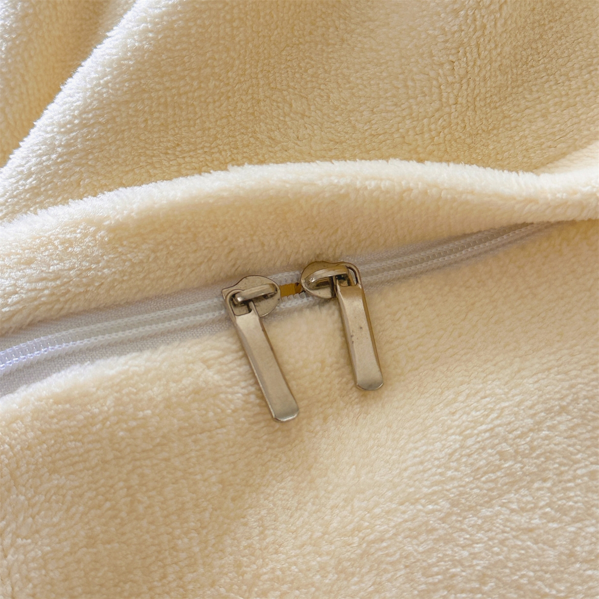 91家纺网 家纺一手货源 找家纺 一左一右 2025秋冬新款法式少女风数码印花褶皱花边高克重牛奶绒四件套-浪漫少女（提供买家秀） 浪漫少女-绿