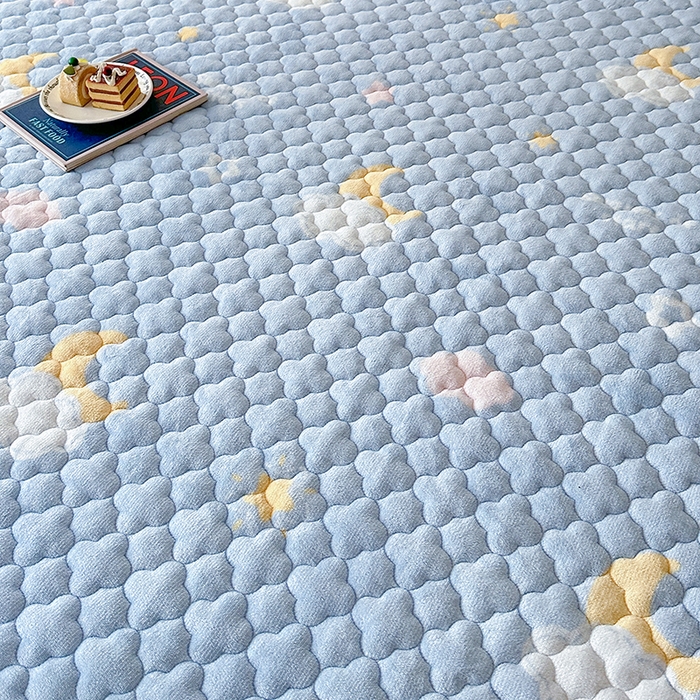 91家纺网 家纺一手货源 找家纺 铭成家纺 2025新款牛奶绒夹棉保暖床笠 星月织梦-蓝