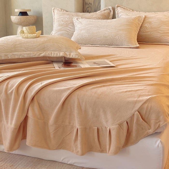 91家纺网 家纺一手货源 找家纺 春皖家纺 2025新款全消光雕花绒牛奶绒单品床单 晨曦绒光