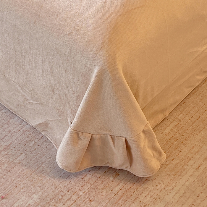 91家纺网 家纺一手货源 找家纺 春皖家纺 2025新款全消光雕花绒牛奶绒单品床单 晨曦绒光