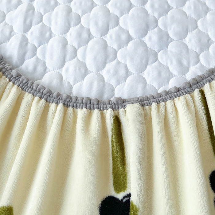 91家纺网 家纺一手货源 找家纺 铭成家纺 2025新款牛奶绒夹棉保暖床笠 幸运草