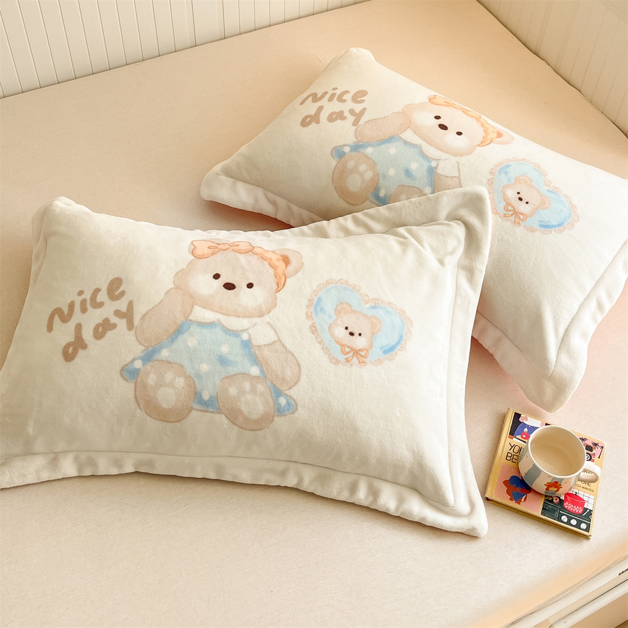 91家纺网 家纺一手货源 找家纺 （总）梦幻之城 2025新款A类牛奶绒数码印花卡通枕套