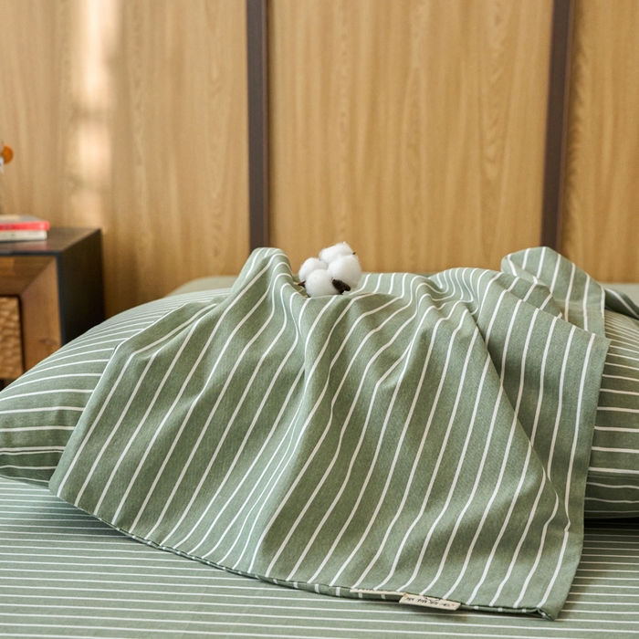 91家纺网 家纺一手货源 找家纺 春皖家纺 2025新款全棉原棉磨毛色织水洗单枕套回暖系列-风格二 艾绿条