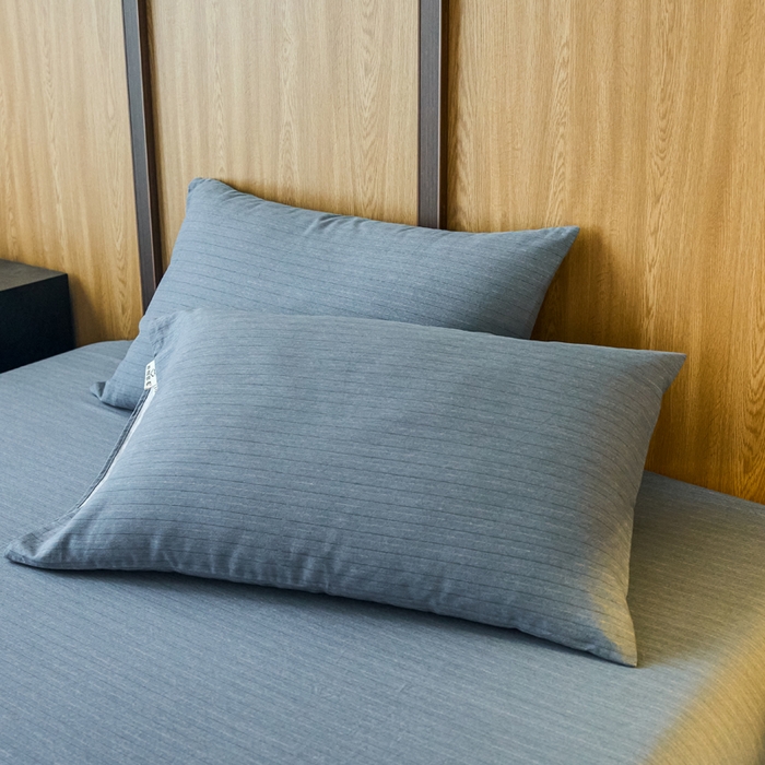 91家纺网 家纺一手货源 找家纺 春皖家纺 2025新款全棉原棉磨毛色织水洗单枕套回暖系列-风格二 柏林蓝
