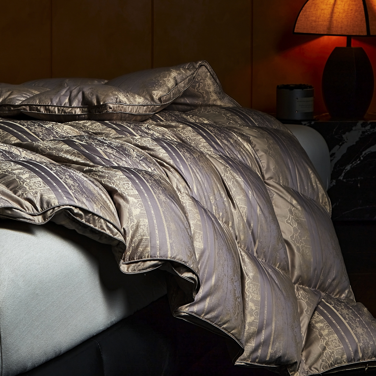 91家纺网 家纺一手货源 找家纺 暖羽屋羽绒馆 2025新款时空95白鹅绒被芯 羽绒被子 鹅绒被 双人春秋冬被2米 时空 灰