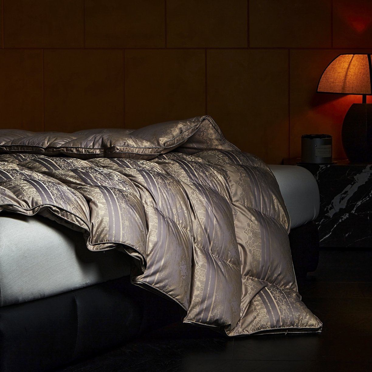 91家纺网 家纺一手货源 找家纺 暖羽屋羽绒馆 2025新款时空95白鹅绒被芯 羽绒被子 鹅绒被 双人春秋冬被2米 时空 灰