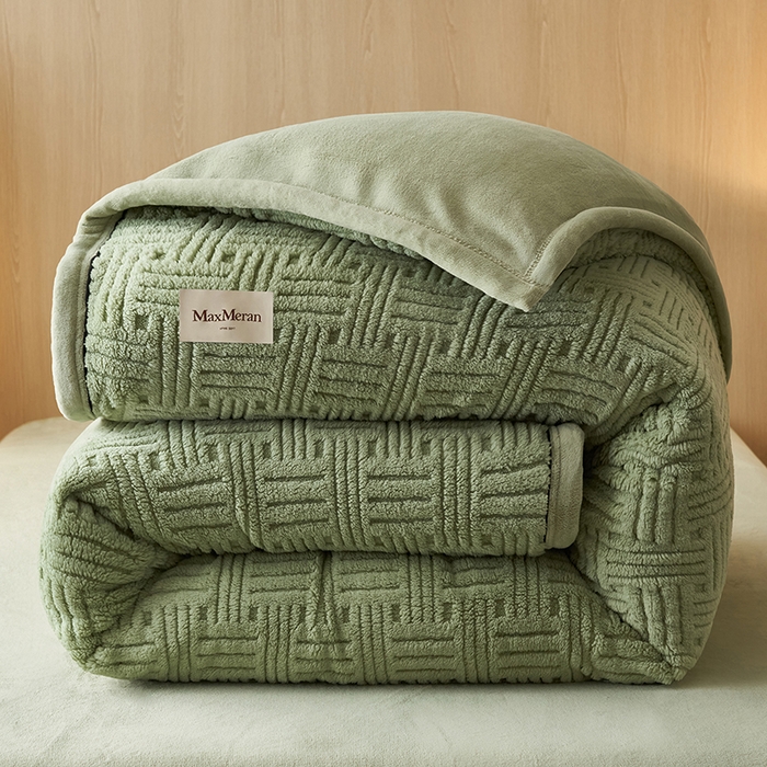 91家纺网 家纺一手货源 找家纺 晨曦家纺 2025新款230克加厚保暖塔芙绒牛奶绒提花单被套-简爱 简爱-暖绿