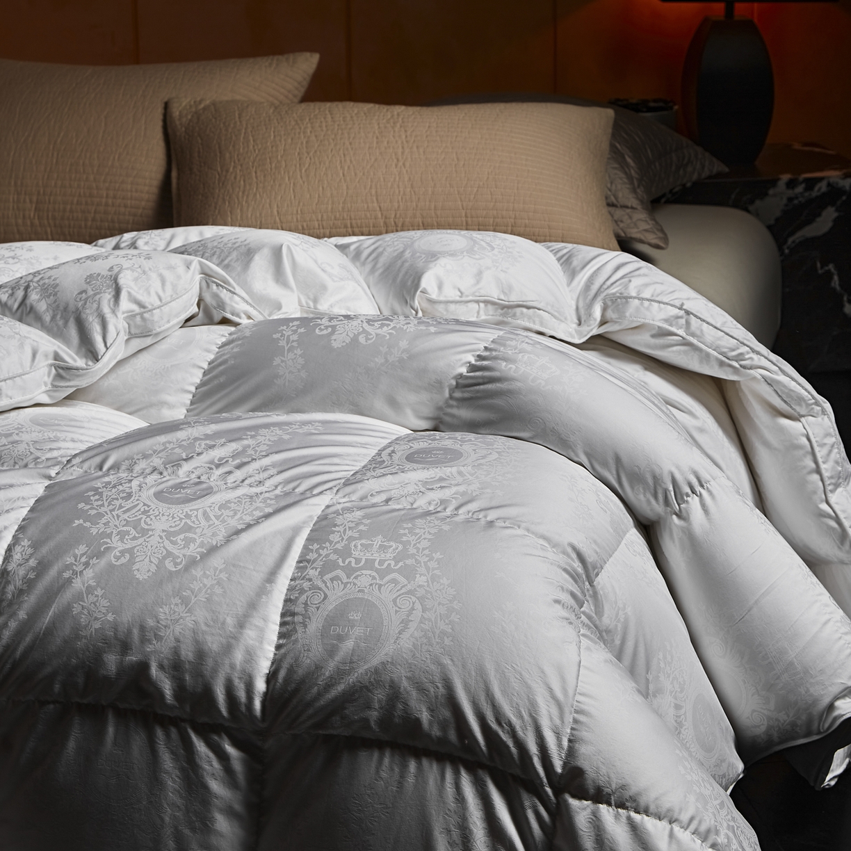 91家纺网 家纺一手货源 找家纺 （总）暖羽屋羽绒馆 2025新款盛世典雅95白鹅绒被子 鹅绒被芯 羽绒被 冬被双人2米春秋被