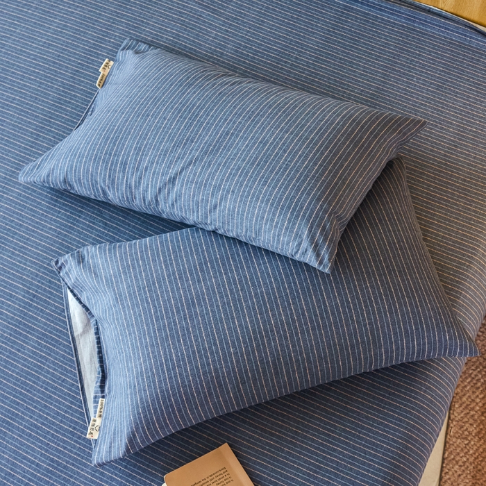 91家纺网 家纺一手货源 找家纺 春皖家纺 2025新款全棉原棉磨毛色织水洗单枕套回暖系列-风格二 梦蓝图