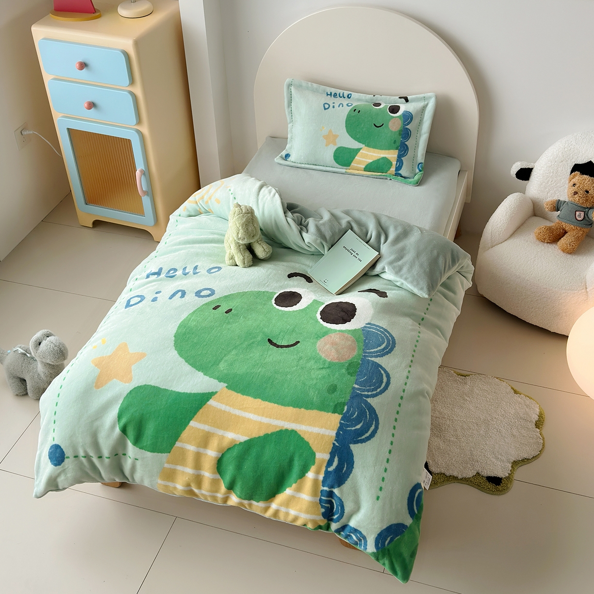 91家纺网 家纺一手货源 找家纺 （总）荷马之梦 2025新款A类牛奶绒数码印花原创卡通大版儿童幼儿园被套三件套-萌宠系列