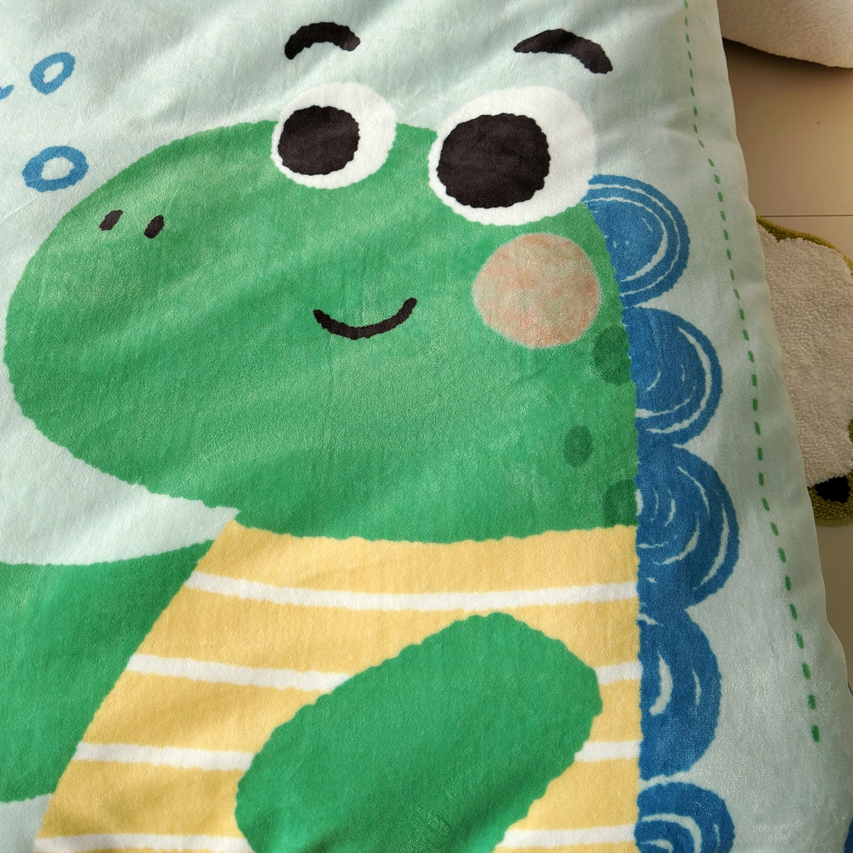 91家纺网 家纺一手货源 找家纺 （总）荷马之梦 2025新款A类牛奶绒数码印花原创卡通大版儿童幼儿园被套三件套-萌宠系列