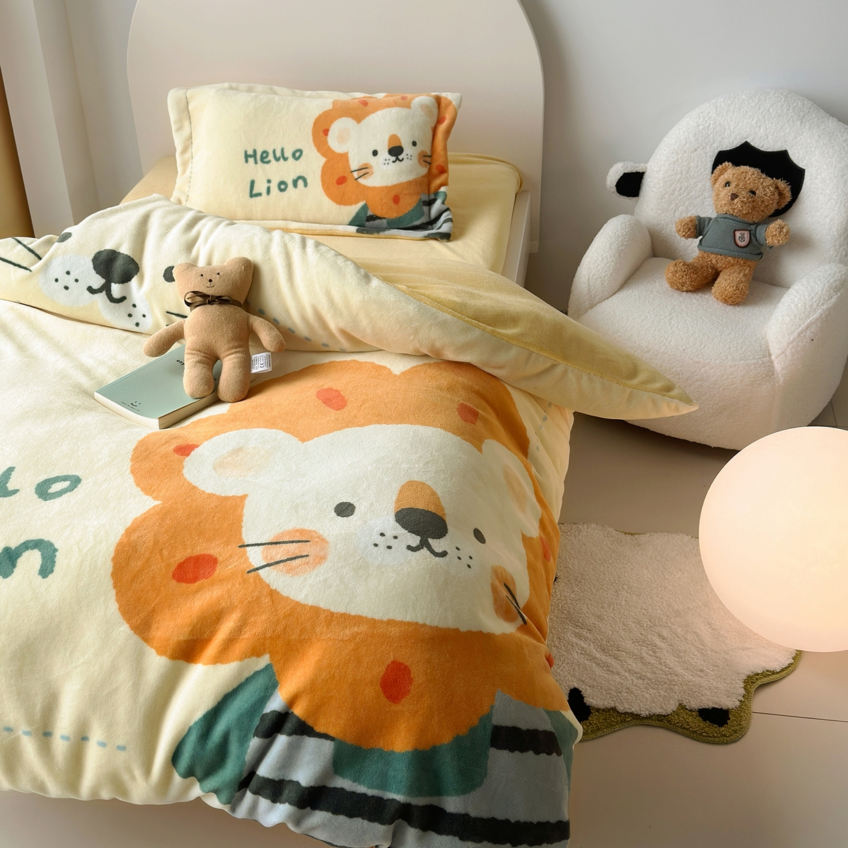 91家纺网 家纺一手货源 找家纺 荷马之梦 2025新款A类牛奶绒数码印花原创卡通大版儿童幼儿园被套三件套-萌宠系列 小狮子王