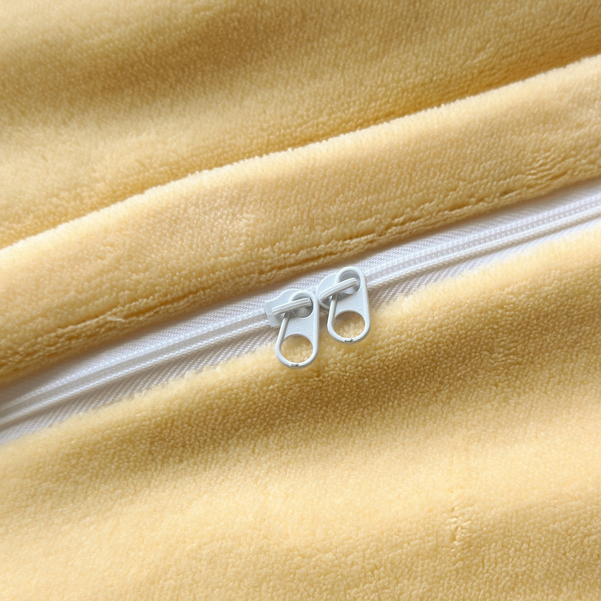 91家纺网 家纺一手货源 找家纺 荷马之梦 2025新款A类牛奶绒数码印花原创卡通大版儿童幼儿园被套三件套-萌宠系列 小狮子王