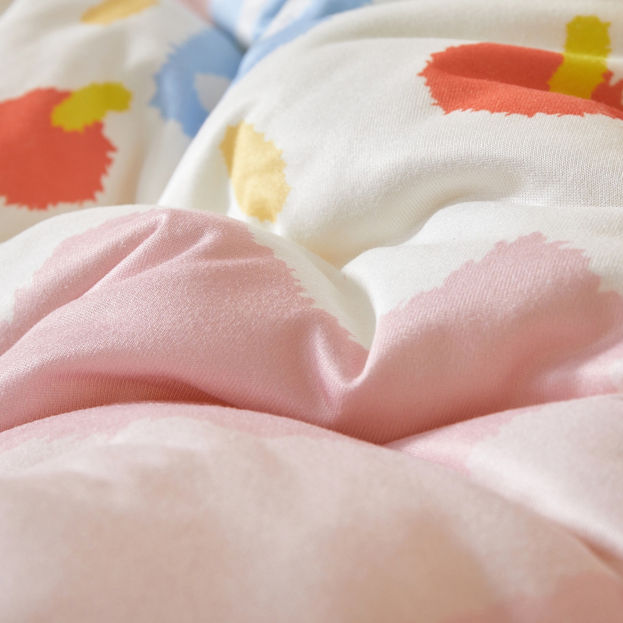 91家纺网 家纺一手货源 找家纺 荷马之梦 2025新款A类针织棉数码印花卡通手绘豆豆绒儿童被芯春秋被冬被-安睡系列 生日小兔