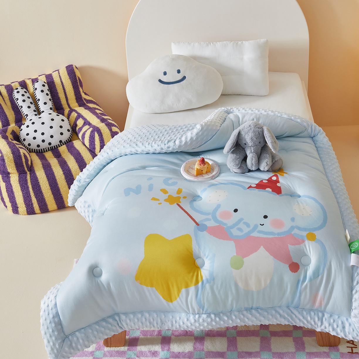 91家纺网 家纺一手货源 找家纺 荷马之梦 2025新款A类针织棉数码印花卡通手绘豆豆绒儿童被芯春秋被冬被-安睡系列 萌萌小象