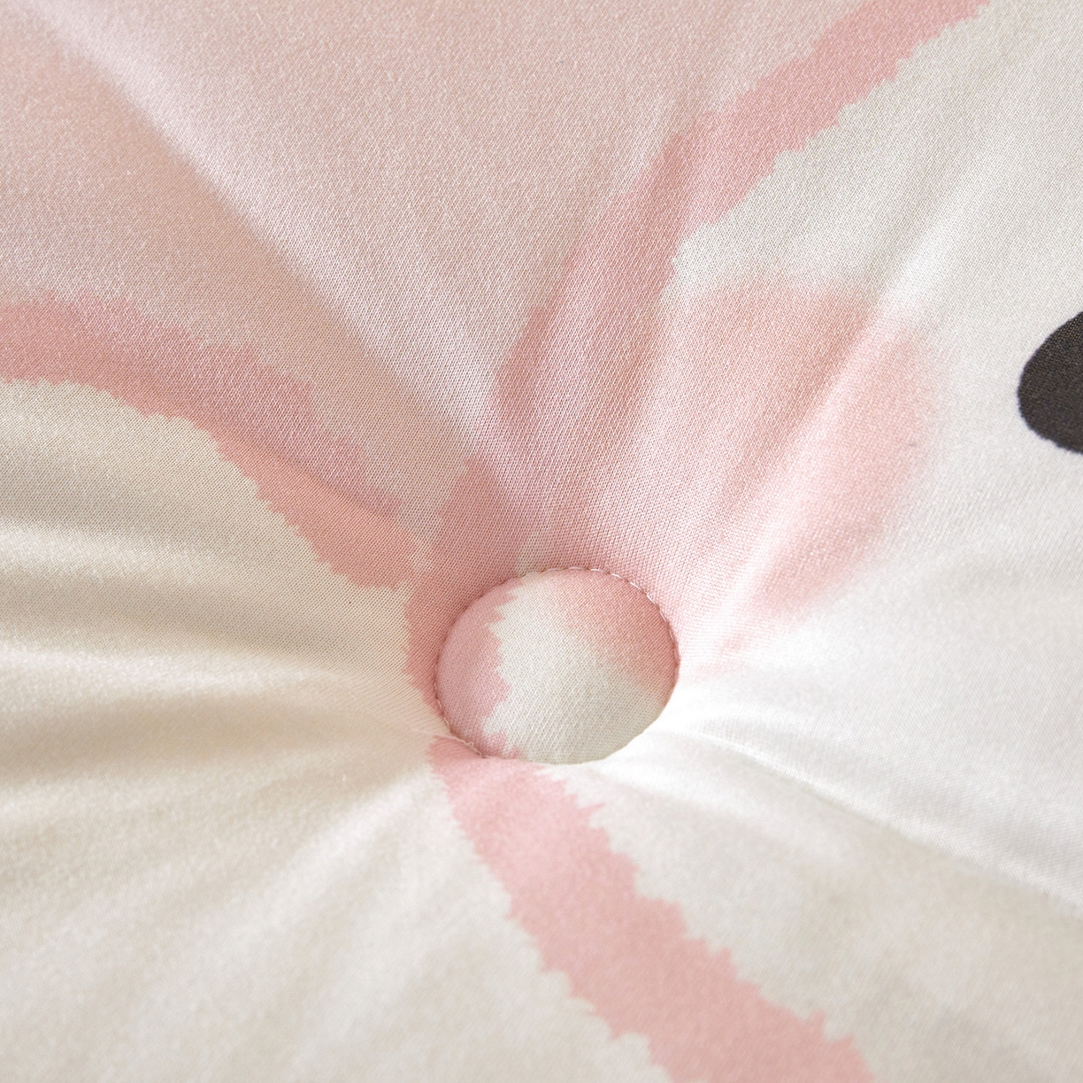 91家纺网 家纺一手货源 找家纺 荷马之梦 2025新款A类针织棉数码印花卡通手绘豆豆绒儿童被芯春秋被冬被-安睡系列 生日小兔