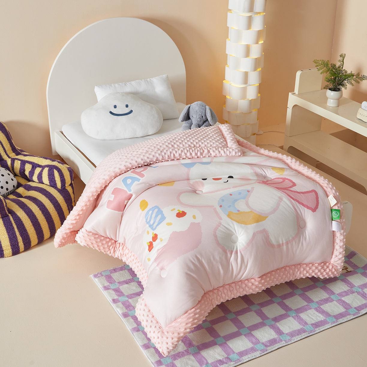 91家纺网 家纺一手货源 找家纺 荷马之梦 2025新款A类针织棉数码印花卡通手绘豆豆绒儿童被芯春秋被冬被-安睡系列 生日小兔