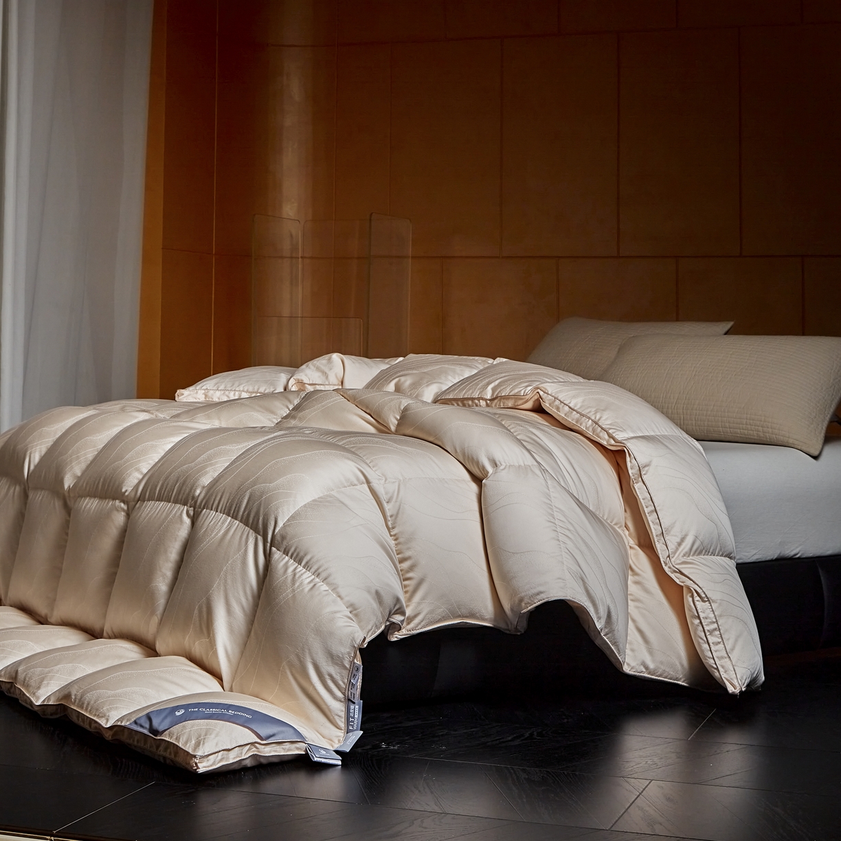 91家纺网 家纺一手货源 找家纺 暖羽屋羽绒馆 2025新款梦幻95白鹅绒被芯 国标绒子含量95鹅绒被婚庆 高端羽绒被子 梦幻鎏金 粉