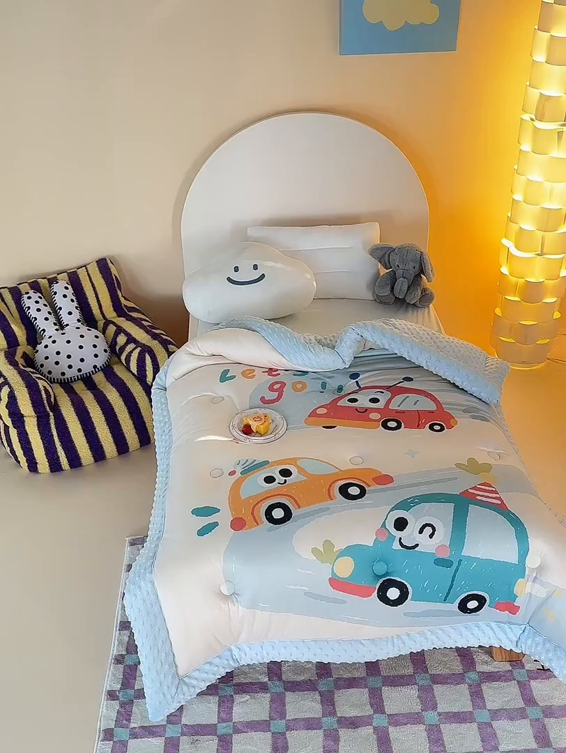 91家纺网 家纺一手货源 找家纺 荷马之梦 2025新款A类针织棉数码印花卡通手绘豆豆绒儿童被芯春秋被冬被-安睡系列 旅行汽车