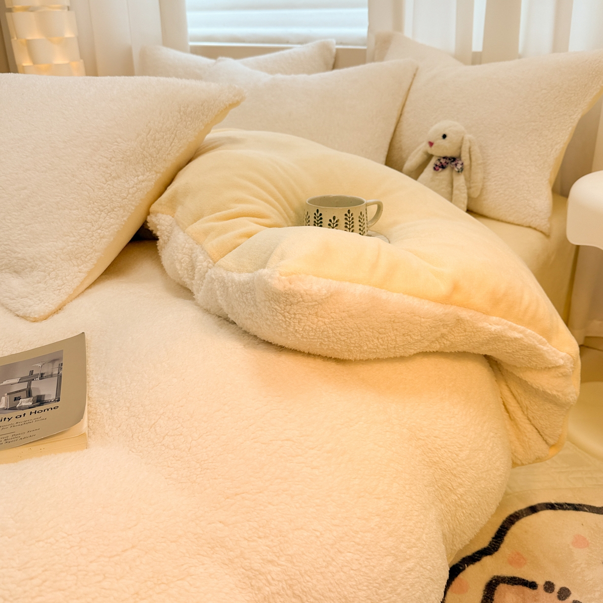 91家纺网 家纺一手货源 找家纺 眠博士 2025新款A类泰迪绒牛奶绒纯色四件套 泰迪绒-安妮白黄