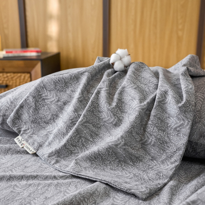 91家纺网 家纺一手货源 找家纺 春皖家纺 2025新款全棉原棉磨毛色织水洗单枕套回暖系列-风格二 叶相思