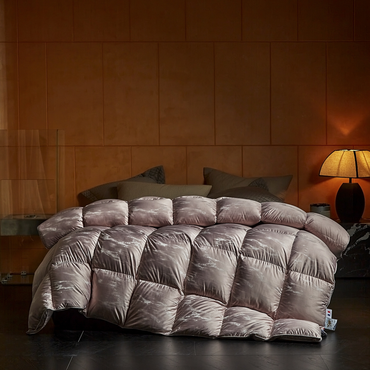 91家纺网 家纺一手货源 找家纺 （总）暖羽屋羽绒馆 2025新款95白鹅绒被子峰峦 鹅绒被芯 双人婚庆羽绒冬被2米 春秋被