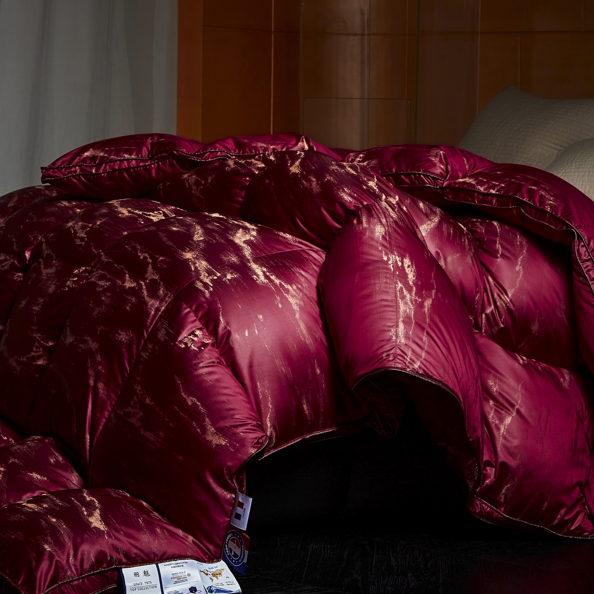 91家纺网 家纺一手货源 找家纺 （总）暖羽屋羽绒馆 2025新款95白鹅绒被子峰峦 鹅绒被芯 双人婚庆羽绒冬被2米 春秋被