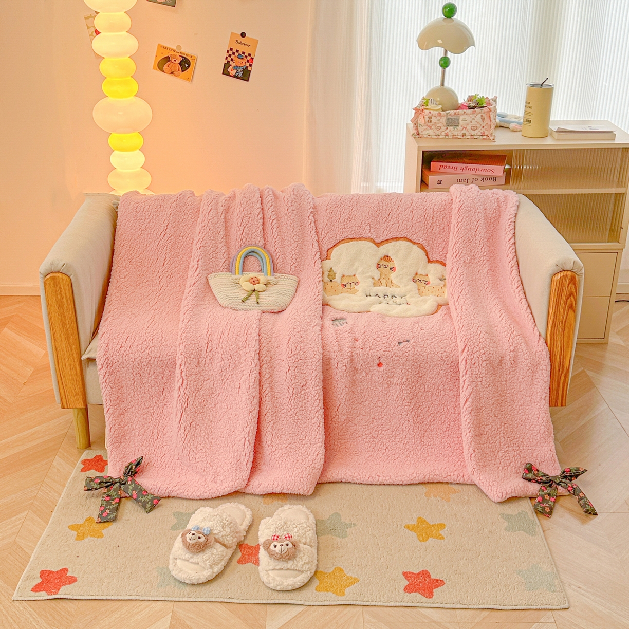 91家纺网 家纺一手货源 找家纺 （总）子钦家纺 2025秋冬新款羊羔绒牛奶绒卡通贴布绣单被套