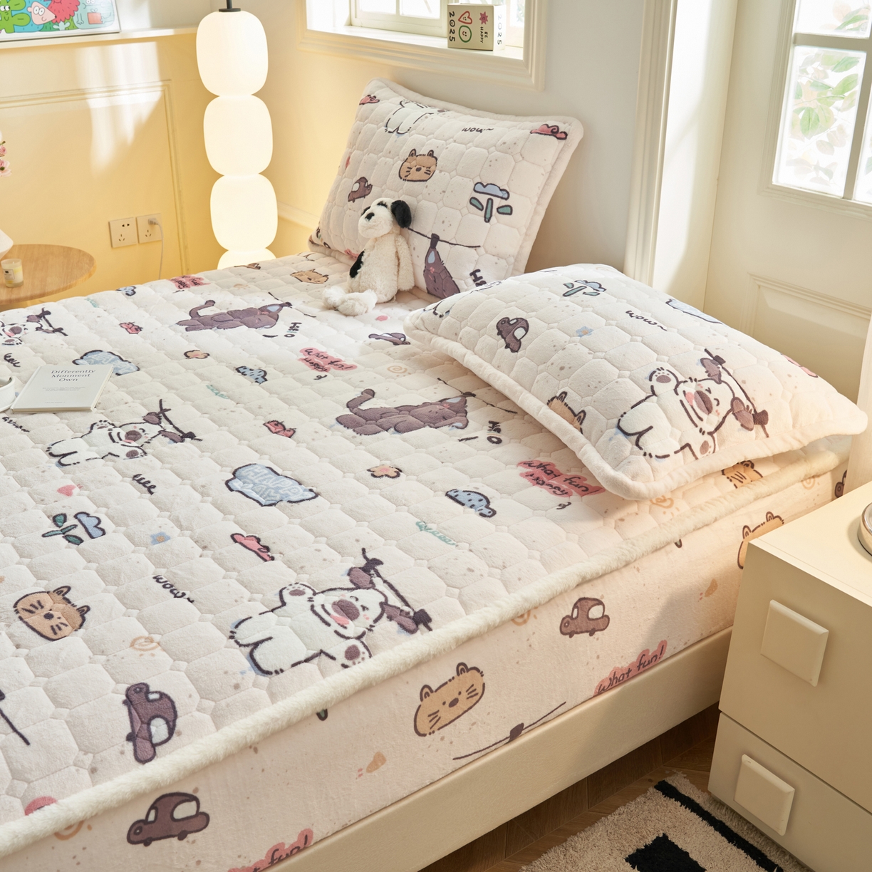 91家纺网 家纺一手货源 找家纺 （总）晨曦家纺 2025新款加厚加绒牛奶绒卡通夹棉三层单床笠