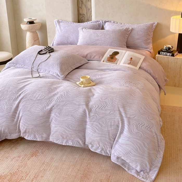 91家纺网 家纺一手货源 找家纺 春皖家纺 2025新款全消光雕花绒牛奶绒四件套 花间絮语