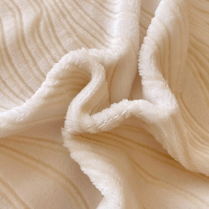 91家纺网 家纺一手货源 找家纺 春皖家纺 2025新款全消光雕花绒牛奶绒四件套 晨曦绒光