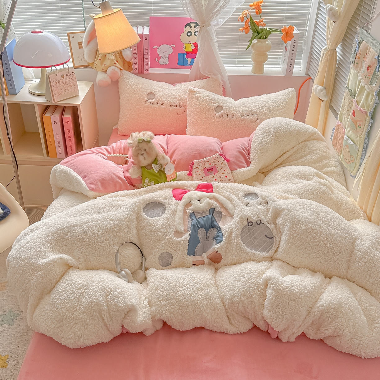 91家纺网 家纺一手货源 找家纺 （总）子钦家纺 2025秋冬新款加厚羊羔绒卡通贴布绣床单床笠四件套第二波